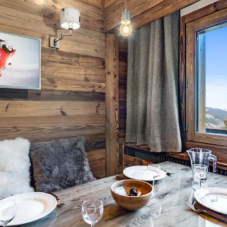 Apartment Fonctionnel A Meribel Avec Mezzanine, Balcon, Et A Proximite Des Pistes - Fr-1-565-35